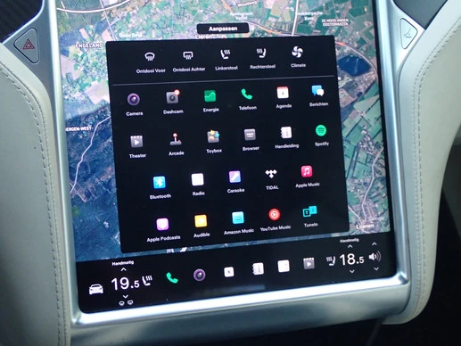 Tesla Model S - Afbeelding 16 van 30