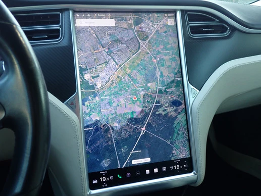Tesla Model S - Afbeelding 17 van 30