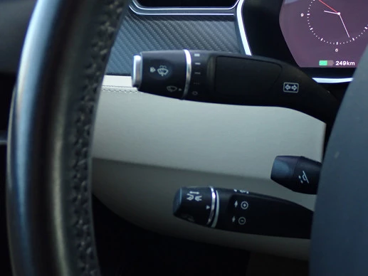 Tesla Model S - Afbeelding 26 van 30