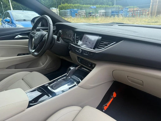 Opel Insignia - Afbeelding 25 van 30