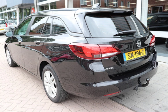 Opel Astra - Afbeelding 10 van 29