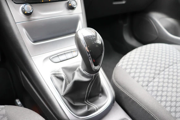 Opel Astra - Afbeelding 19 van 29