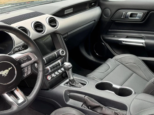 Ford Mustang - Afbeelding 21 van 24