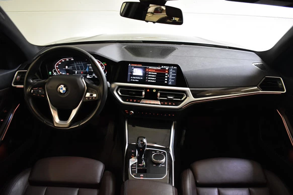 BMW 3 Serie - Afbeelding 2 van 30