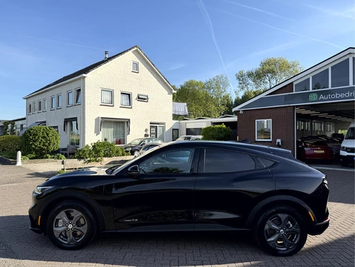 Ford Mustang Mach-E - Afbeelding 2 van 30