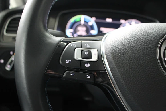 Volkswagen e-Golf - Afbeelding 11 van 24