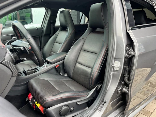 Mercedes-Benz A-Klasse - Afbeelding 4 van 30