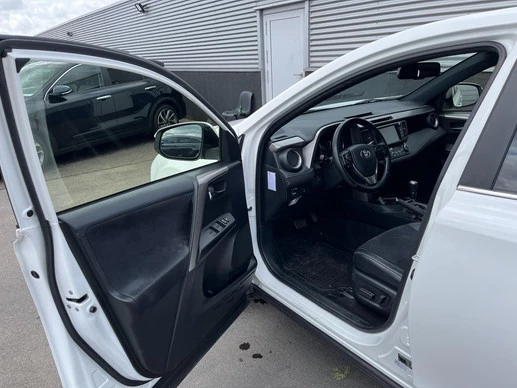 Toyota RAV4 - Afbeelding 17 van 30