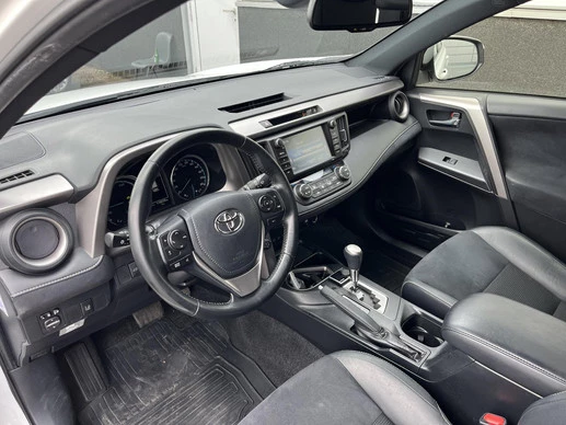 Toyota RAV4 - Afbeelding 18 van 30