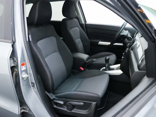 Suzuki Vitara - Afbeelding 18 van 30