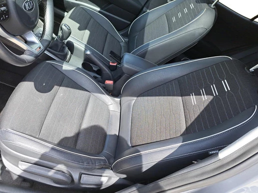 Kia Stonic - Afbeelding 3 van 26