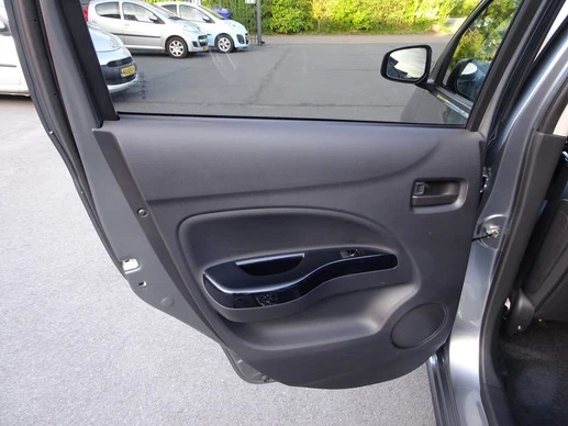 Mitsubishi Space Star - Afbeelding 14 van 26