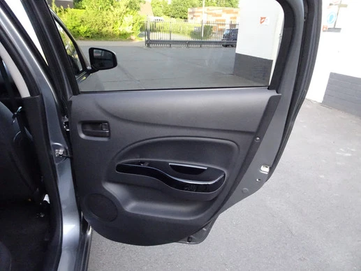 Mitsubishi Space Star - Afbeelding 15 van 26