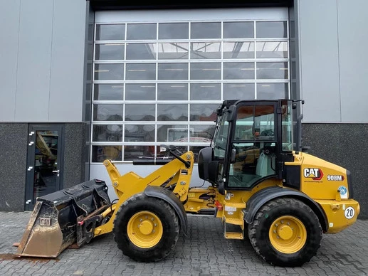 Caterpillar  - Afbeelding 1 van 30