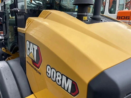 Caterpillar  - Afbeelding 27 van 30