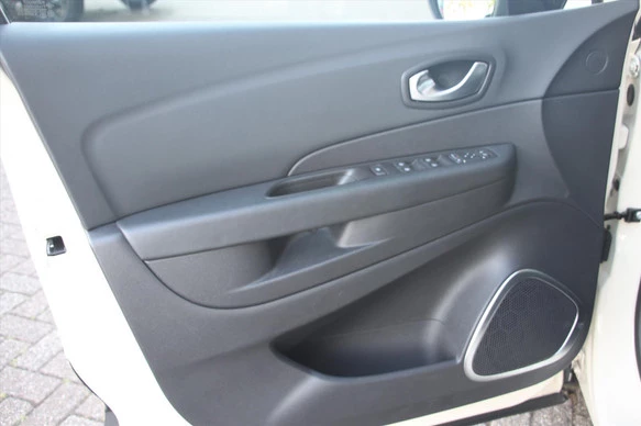 Renault Captur - Afbeelding 17 van 26