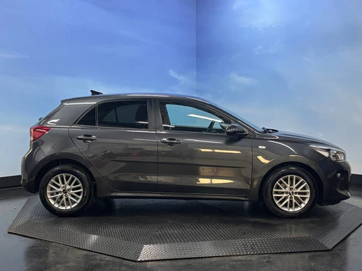 Kia Rio - Afbeelding 9 van 27