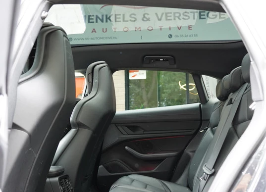 Porsche Taycan - Afbeelding 12 van 28