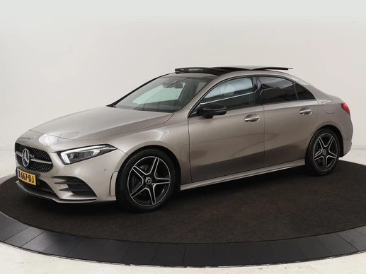 Mercedes-Benz A-Klasse - Afbeelding 1 van 30