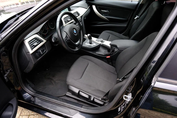 BMW 3 Serie - Afbeelding 2 van 30
