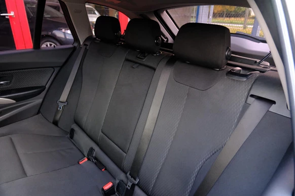 BMW 3 Serie - Afbeelding 27 van 30