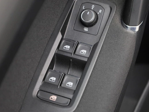 Volkswagen Touran - Afbeelding 22 van 30