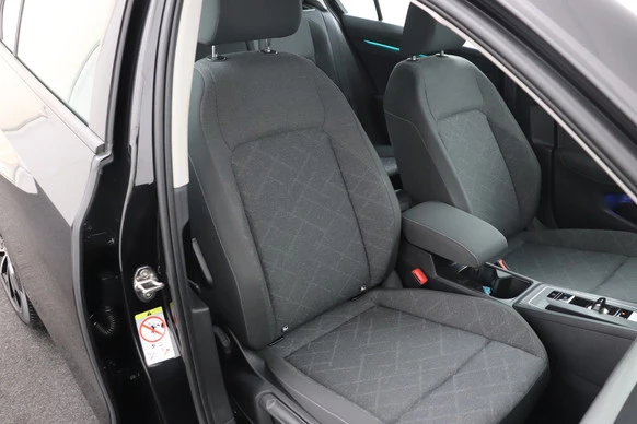 Volkswagen Golf - Afbeelding 13 van 30