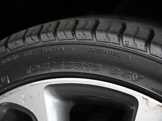 Kia Picanto - Afbeelding 28 van 30