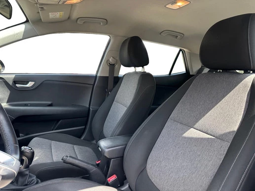 Kia Stonic - Afbeelding 11 van 24