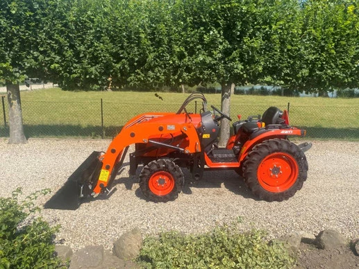 Kubota  - Afbeelding 1 van 14