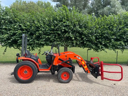 Kubota  - Afbeelding 10 van 14