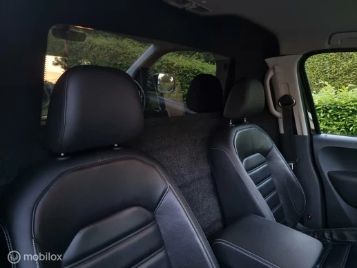 Volkswagen Amarok - Afbeelding 28 van 30