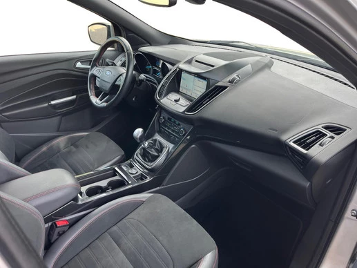 Ford Kuga - Afbeelding 19 van 30