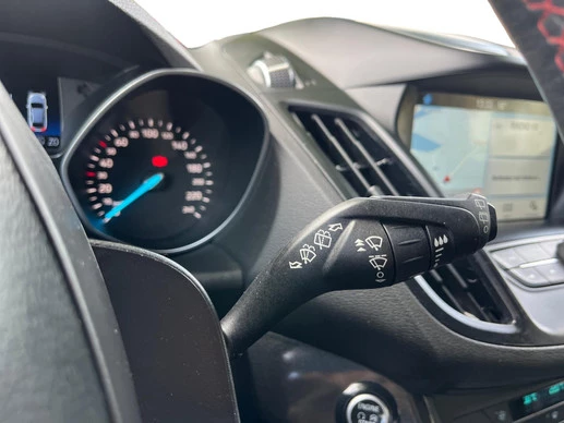Ford Kuga - Afbeelding 25 van 30