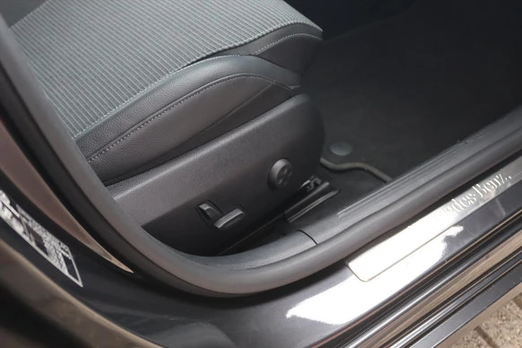 Mercedes-Benz C-Klasse - Afbeelding 9 van 30