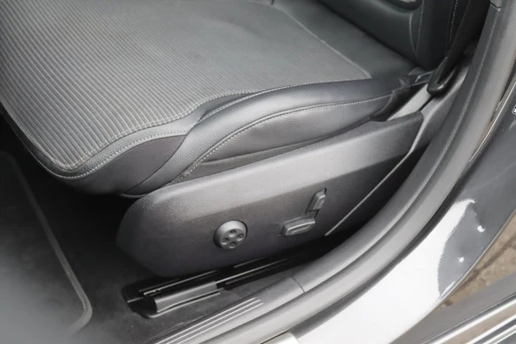 Mercedes-Benz C-Klasse - Afbeelding 18 van 30