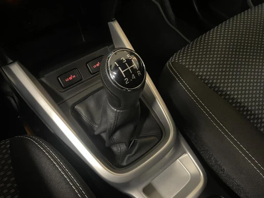 Suzuki Vitara - Afbeelding 28 van 30