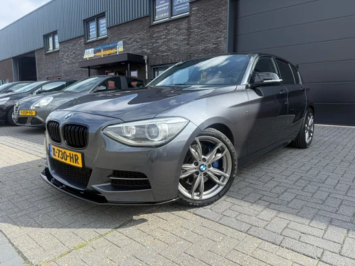BMW 1 Serie - Afbeelding 1 van 30