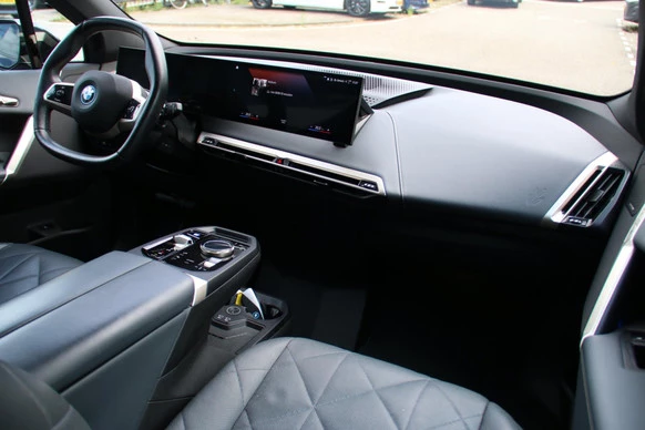 BMW iX - Afbeelding 12 van 27