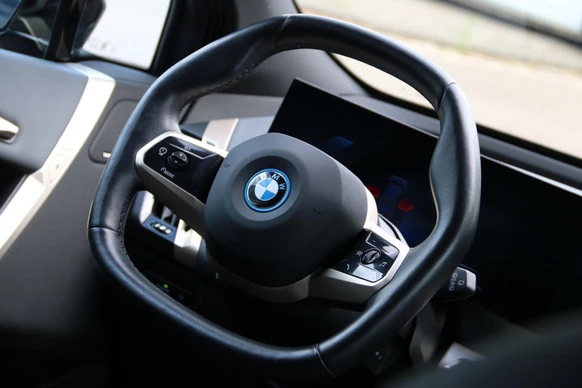BMW iX - Afbeelding 13 van 27