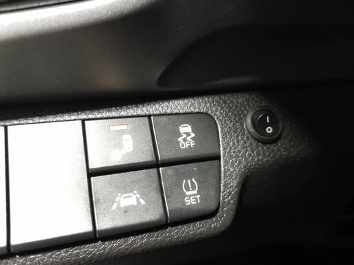 Kia Stonic - Afbeelding 17 van 19