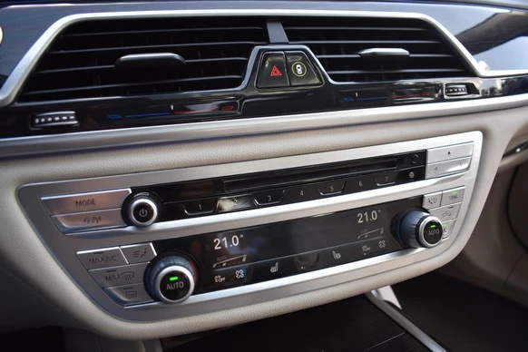BMW 7 Serie - Afbeelding 27 van 30