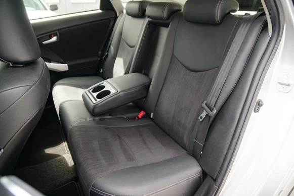 Toyota Prius - Afbeelding 8 van 30