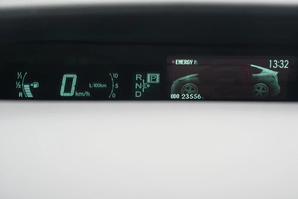 Toyota Prius - Afbeelding 19 van 30