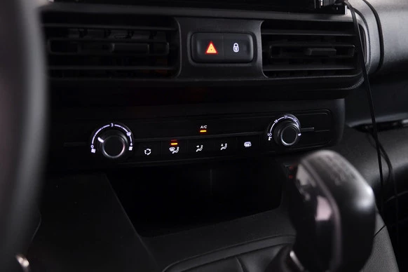 Opel Combo - Afbeelding 12 van 17