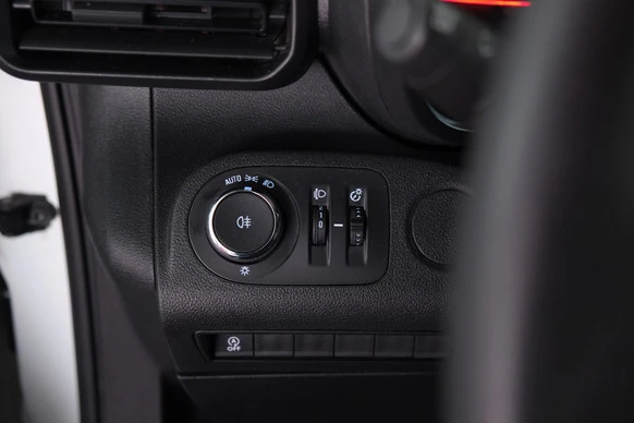 Opel Combo - Afbeelding 14 van 17