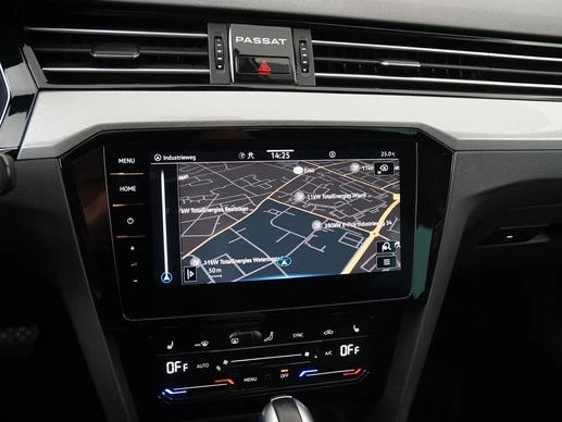 Volkswagen Passat - Afbeelding 15 van 30