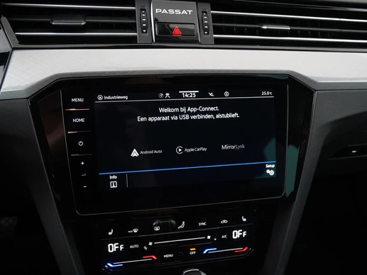 Volkswagen Passat - Afbeelding 18 van 30