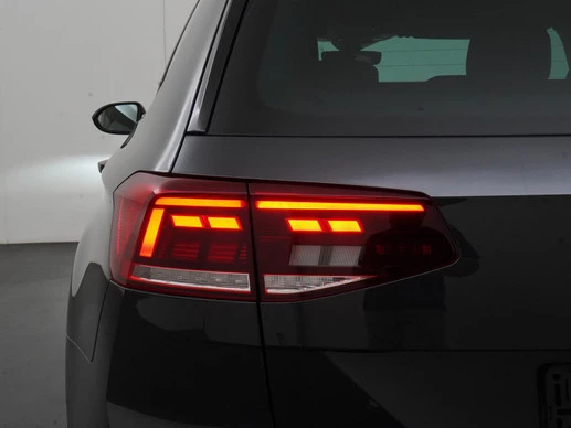 Volkswagen Passat - Afbeelding 27 van 30