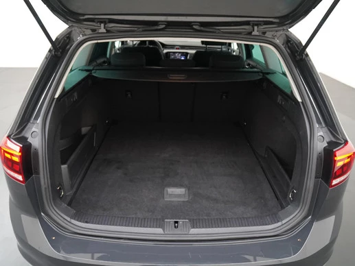 Volkswagen Passat - Afbeelding 29 van 30